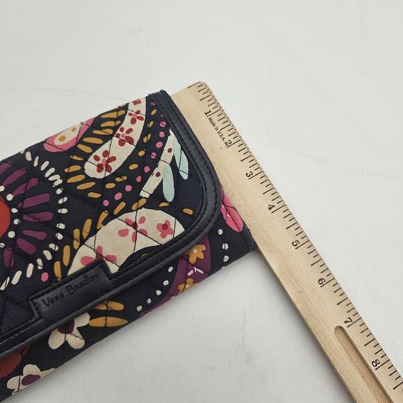 Vera Bradley Wristlet Wallet Womens Black Multicolor Paisley Quilted Zip Snap - Picture 11 of 11